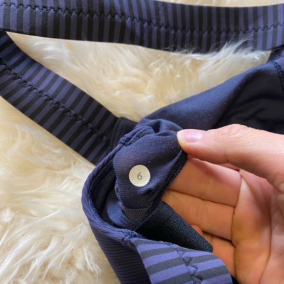 Lululemon Tank with built in bra - Picture 3 of 3